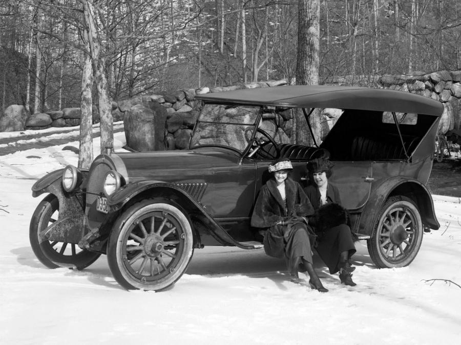  Oldsmobile Model 45 Touring 1917 года  (фото 7 из 12)